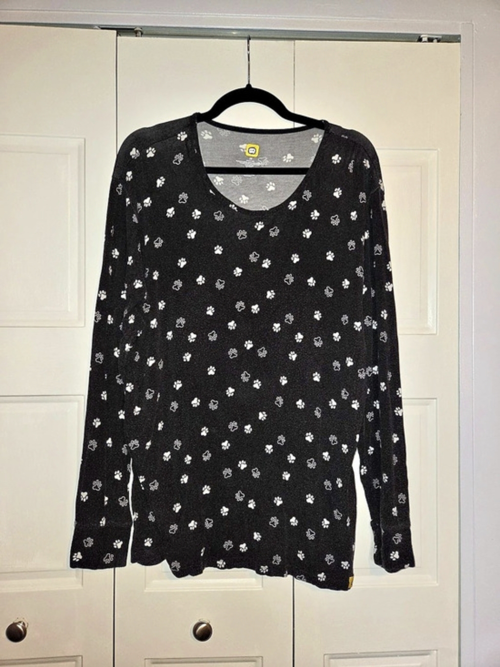 Paw Print Long Sleeve Top Black & White 2X